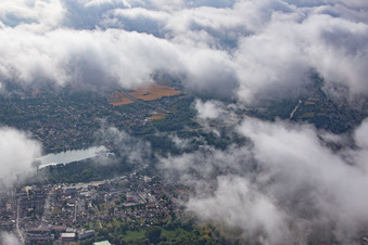 Vue aérienne de Villemandeur dans le département Loiret, France