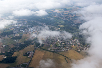 Vue aérienne de Amilly dans le département Loiret, France