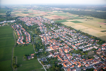 Photographie aérienne de Quartier Niederhochstadt in Hochstadt dans le département Rhénanie-Palatinat, Allemagne