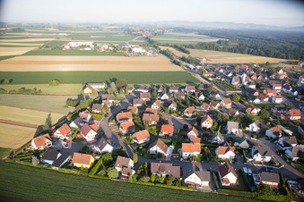 Enregistrement par drone de Scheibenhard dans le département Bas Rhin, France