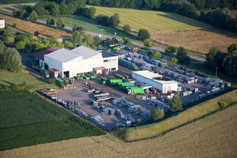 Scheibenhard dans le département Bas Rhin, France du point de vue du drone