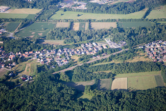 Oberhoffen-sur-Moder dans le département Bas Rhin, France vue du ciel
