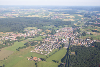 Vue aérienne de Eschbach dans le département Bas Rhin, France