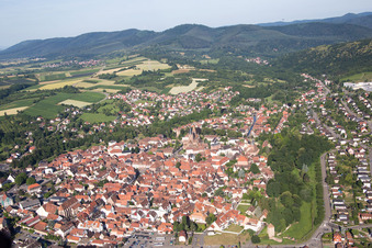 Image drone de Wissembourg dans le département Bas Rhin, France