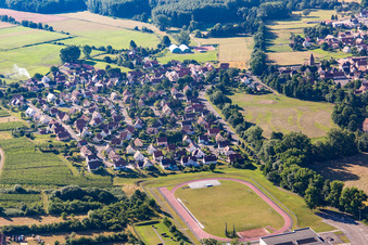 Vue aérienne de Quartier Altenstadt in Wissembourg dans le département Bas Rhin, France