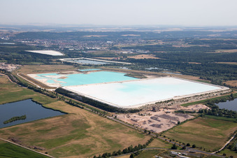 Vue aérienne de Salines à Rosières-aux-Salines dans le département Meurthe et Moselle, France