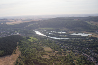 Vue aérienne de Arnaville dans le département Meurthe et Moselle, France