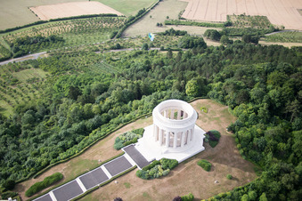 Enregistrement par drone de Mémorial de guerre américain à Montsec dans le département Meuse, France