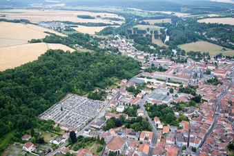 Vue aérienne de Saint-Mihiel dans le département Meuse, France