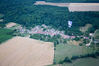 Vue aérienne de Girauvoisin dans le département Meuse, France