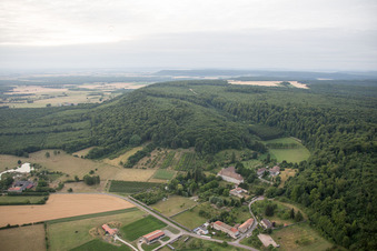 Vue aérienne de Geville dans le département Meuse, France