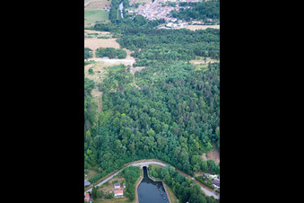 Foug dans le département Meurthe et Moselle, France depuis l'avion