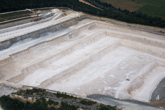 Vue aérienne de Pagny-sur-Meuse dans le département Meuse, France