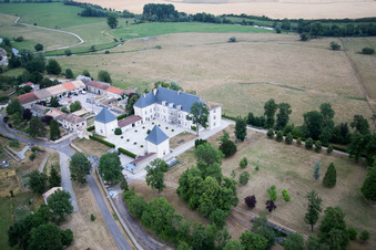 Vue d'oiseau de Montbras à Taillancourt dans le département Meuse, France