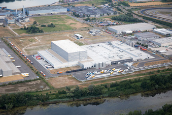 Vue oblique de Zone industrielle d'Oberwald à Wörth am Rhein dans le département Rhénanie-Palatinat, Allemagne