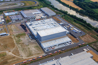 Vue oblique de Palatinate Refreshments GmbH à Wörth am Rhein dans le département Rhénanie-Palatinat, Allemagne