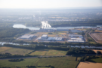 Photographie aérienne de Zone industrielle d'Oberwald à Wörth am Rhein dans le département Rhénanie-Palatinat, Allemagne