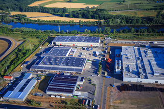 Photographie aérienne de Zone industrielle d'Oberwald avec WAS Logistics, Com Transporte GmbH et NUSS Group à Wörth am Rhein dans le département Rhénanie-Palatinat, Allemagne