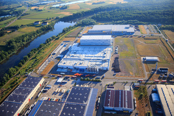 Palatinate Refreshments GmbH à Wörth am Rhein dans le département Rhénanie-Palatinat, Allemagne du point de vue du drone