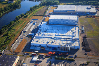 Vue aérienne de Palatinate Refreshments GmbH à Wörth am Rhein dans le département Rhénanie-Palatinat, Allemagne