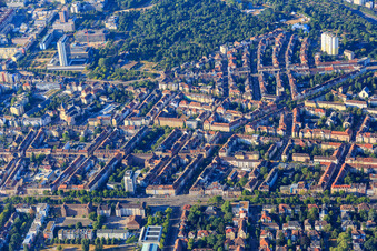 Vue aérienne de Kaiserallee x Yorkstr à le quartier Weststadt in Karlsruhe dans le département Bade-Wurtemberg, Allemagne
