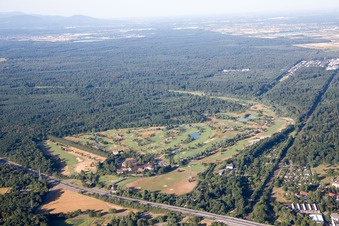 Vue aérienne de Club de golf à le quartier Beiertheim-Bulach in Karlsruhe dans le département Bade-Wurtemberg, Allemagne