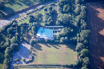 Vue aérienne de Maison de sécurité à le quartier Wolfartsweier in Karlsruhe dans le département Bade-Wurtemberg, Allemagne
