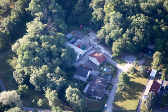 Hohenwettersbacherstraße 38, « atelier jeunesse ouvert Karlsruhe » à la carrière à le quartier Grünwettersbach in Karlsruhe dans le département Bade-Wurtemberg, Allemagne vue du ciel