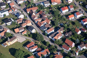 Photographie aérienne de Marie Reine à le quartier Schluttenbach in Ettlingen dans le département Bade-Wurtemberg, Allemagne
