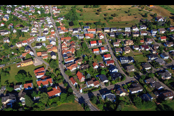 Vue aérienne de Chez Hägle à le quartier Schluttenbach in Ettlingen dans le département Bade-Wurtemberg, Allemagne