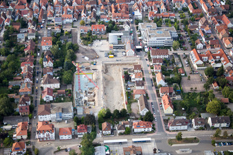 Vue oblique de Au centre-ville" Nouveau bâtiment de RiBa GmbH entre Bismarck- et Gartenstr. à Kandel dans le département Rhénanie-Palatinat, Allemagne