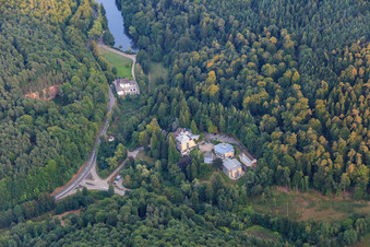 Vue aérienne de Clinique du parc Celenus Bad Bergzabern à Bad Bergzabern dans le département Rhénanie-Palatinat, Allemagne