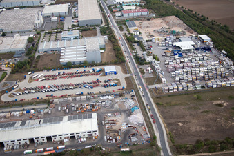 Vue d'oiseau de Zone industrielle Im Langgewan, société de transport Kube & Kubenz à Worms dans le département Rhénanie-Palatinat, Allemagne