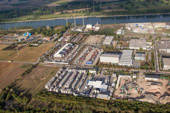 Vue d'oiseau de Entrepôts et bâtiments d'expédition Kube & Kubenz à Worms dans le département Rhénanie-Palatinat, Allemagne