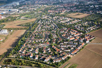 Vue aérienne de Quartier Neuhausen in Worms dans le département Rhénanie-Palatinat, Allemagne