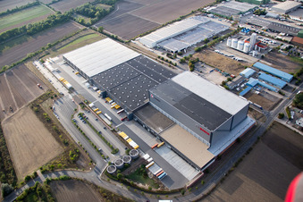 Vue aérienne de Bosch à le quartier Rheindürkheim in Worms dans le département Rhénanie-Palatinat, Allemagne