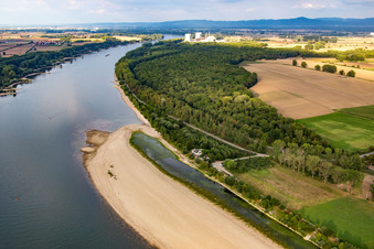 Vue aérienne de Quartier Nordheim in Biblis dans le département Hesse, Allemagne