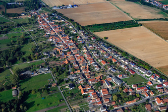 Vue aérienne de À Ziegelfeld à le quartier Schaidt in Wörth am Rhein dans le département Rhénanie-Palatinat, Allemagne