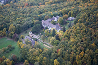 Vue aérienne de Centre de conférence à Gœrsdorf dans le département Bas Rhin, France