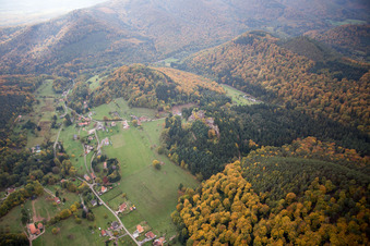 Windstein dans le département Bas Rhin, France depuis l'avion