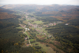 Dambach dans le département Bas Rhin, France vue du ciel