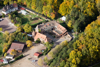 Vue oblique de Niederbronn-les-Bains dans le département Bas Rhin, France
