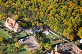 Niederbronn-les-Bains dans le département Bas Rhin, France d'en haut