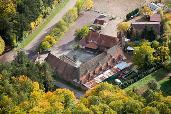Villa le Riessack à Niederbronn-les-Bains dans le département Bas Rhin, France vue d'en haut