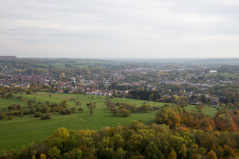 Niederbronn-les-Bains dans le département Bas Rhin, France du point de vue du drone