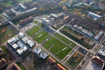 Salon des jardins d'État 2015 à Landau in der Pfalz dans le département Rhénanie-Palatinat, Allemagne vue du ciel