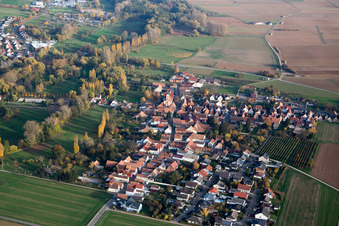 Quartier Mühlhofen in Billigheim-Ingenheim dans le département Rhénanie-Palatinat, Allemagne d'en haut