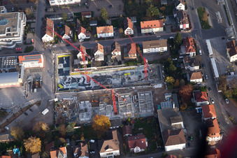 Vue d'oiseau de Nouvelle zone de développement « Au centre-ville » entre Bismarck et Gartenstr à Kandel dans le département Rhénanie-Palatinat, Allemagne