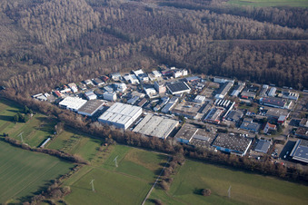 Au Roßweid à le quartier Grötzingen in Karlsruhe dans le département Bade-Wurtemberg, Allemagne d'en haut