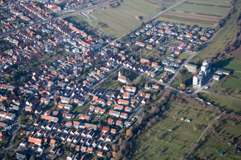 Vue aérienne de Moulins de la vallée du Rhin à le quartier Friedrichstal in Stutensee dans le département Bade-Wurtemberg, Allemagne